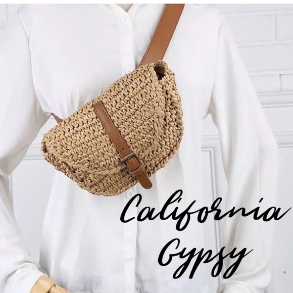Bohemian woven raffia fanny pack bag - Picture 4 of 5